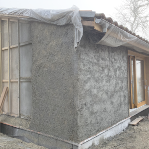 Rénovation thermique par l'extérieur en béton de chanvre projeté - DévelGreen