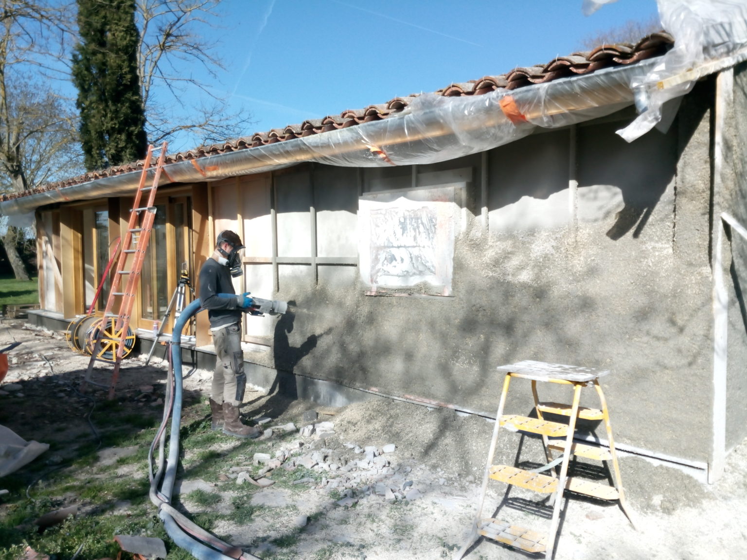 Rénovation thermique globale en béton de chanvre projeté — free download